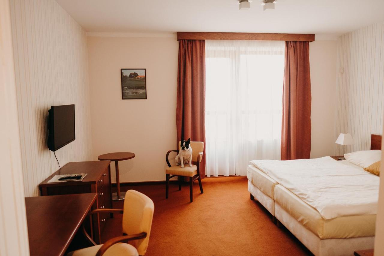 Golf Hotel Austerlitz Ngoại thất bức ảnh