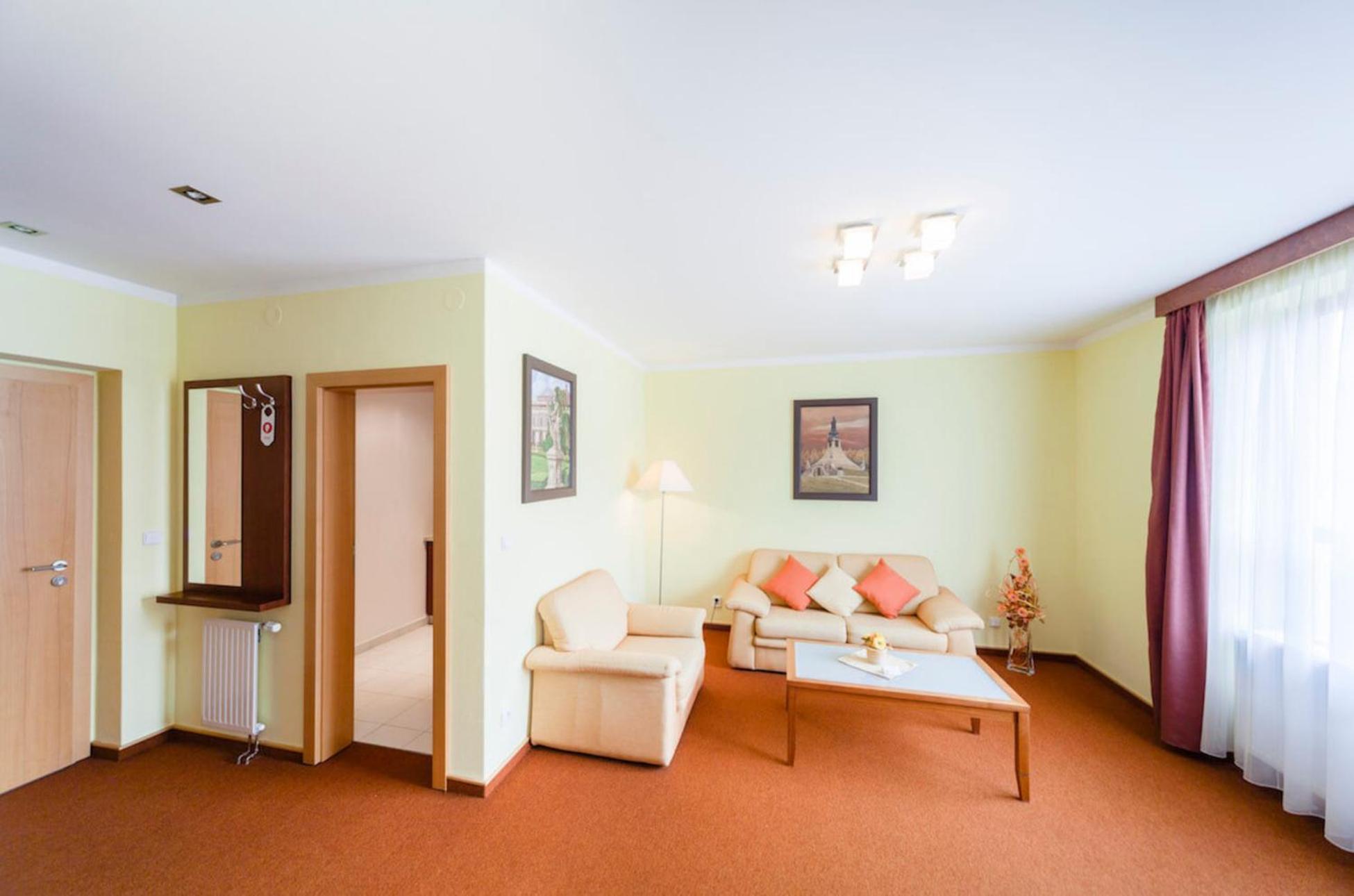 Golf Hotel Austerlitz Ngoại thất bức ảnh